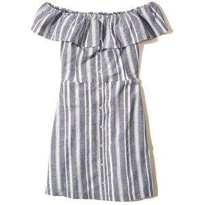 SOLD❌Hollister Off The Shoulder Dress